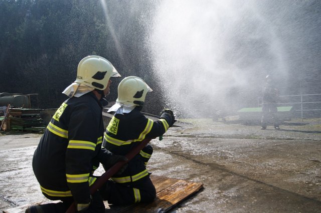 flashover-kontejner-hamry-u-prostejova 03